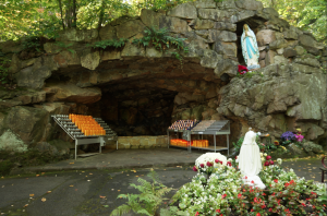 Grotte du Sanctuaire Notre-Dame de Lourdes - Rigaud