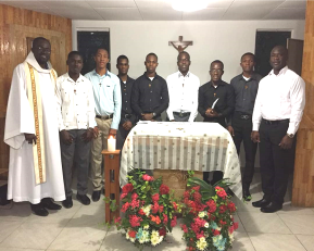 Entrée officielle des postulants à l’Accueil Saint-Viateur en Haïti